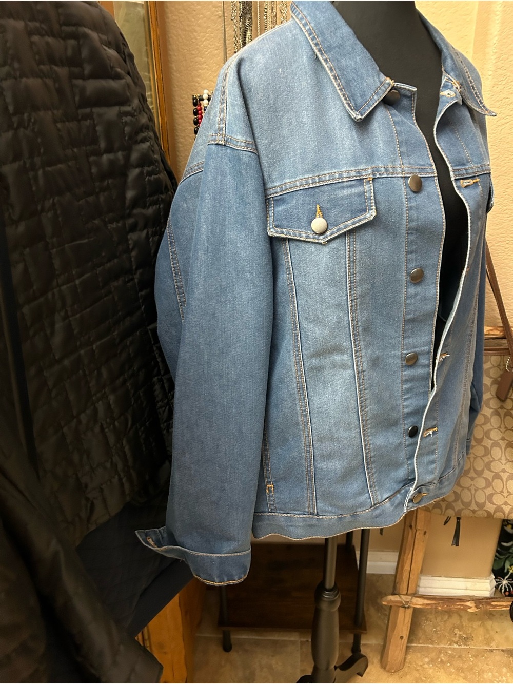 Ashley By 26 International Blue Denim Jacket - Picture 2 of 7